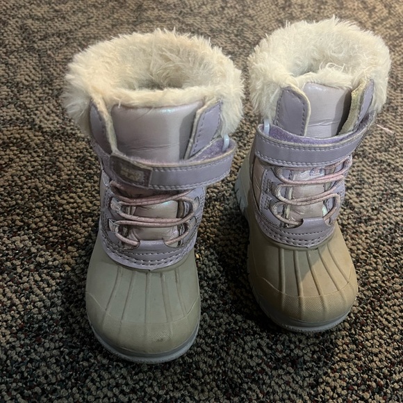 Stride Rite toddler boots size 6 - Picture 2 of 6